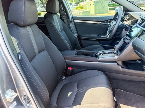 Used 2019 Honda Civic EX image 16
