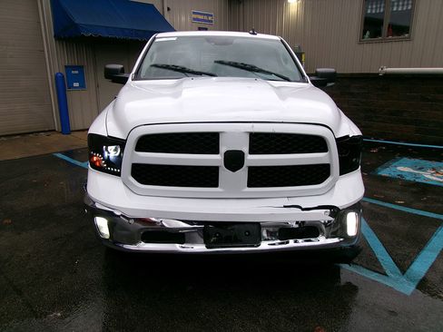 Used 2018 RAM 1500 Big Horn image 4