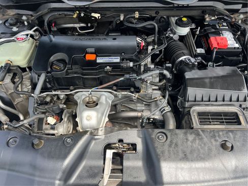 Used 2019 Honda Civic Sport image 29