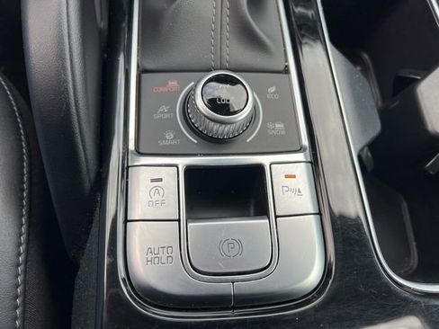 Certified 2025 Kia Telluride S image 26