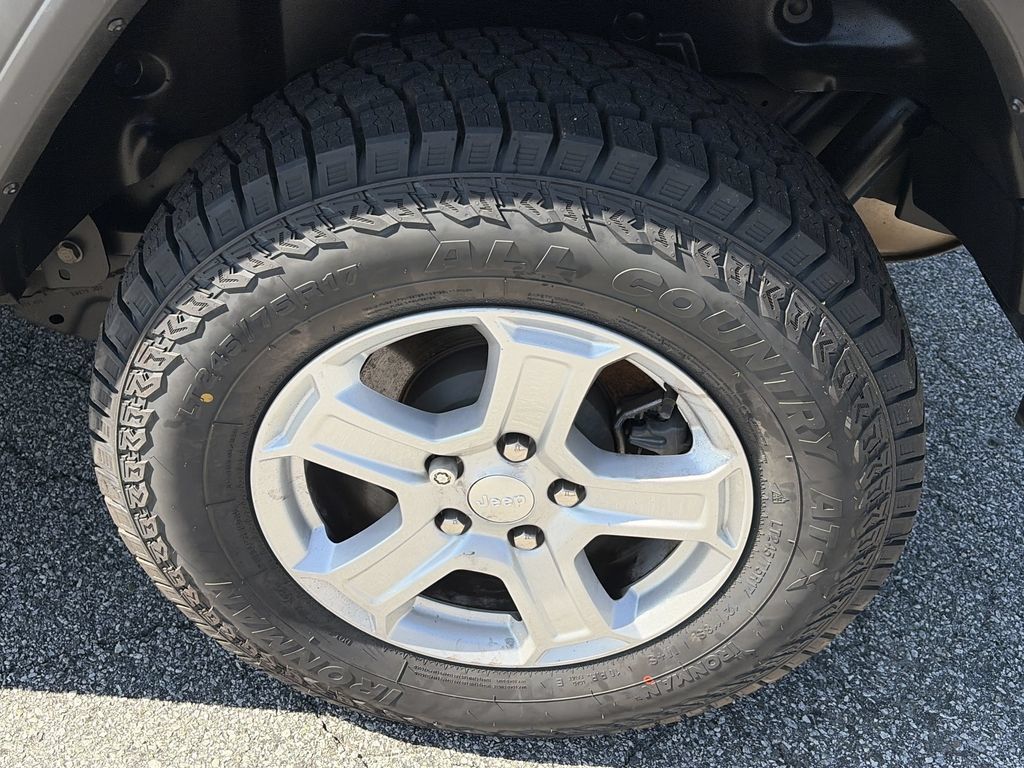 Used 2020 Jeep Wrangler Unlimited Sport S AWD/4WD image 28