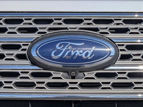 Used 2023 Ford Explorer Limited image 23