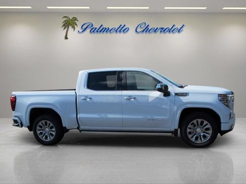 Used 2026 GMC Sierra 1500 Denali w/ Technology Package AWD/4WD image 2