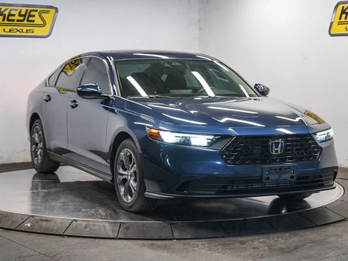 Used 2023 Honda Accord EX image 5