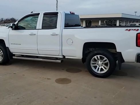 Used 2018 Chevrolet Silverado 1500 LT w/ All Star Edition image 6