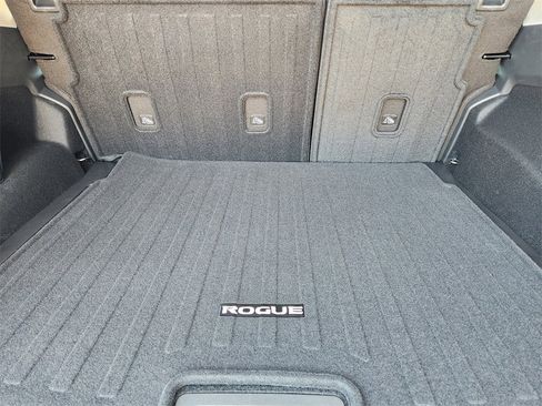 New 2026 Nissan Rogue S image 21