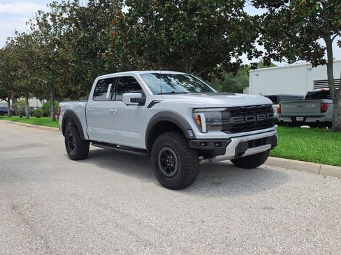 Used 2025 Ford F150 Raptor AWD/4WD image 2