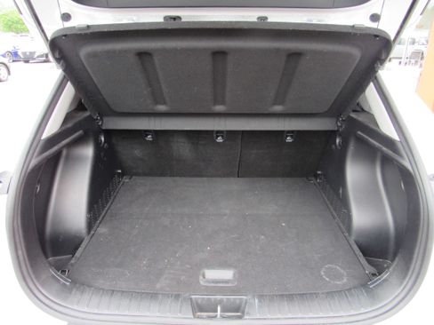 Used 2025 Hyundai Kona SEL FWD image 7