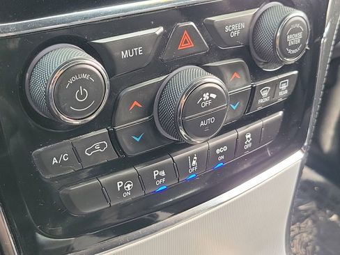Used 2020 Jeep Grand Cherokee SRT AWD/4WD image 12