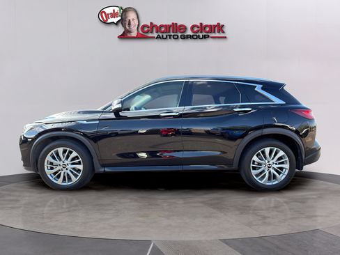 Used 2023 INFINITI QX50 Luxe FWD image 2