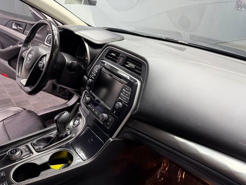 Used 2021 Nissan Maxima 3.5 SV w/ Floor Mat Group FWD image 47