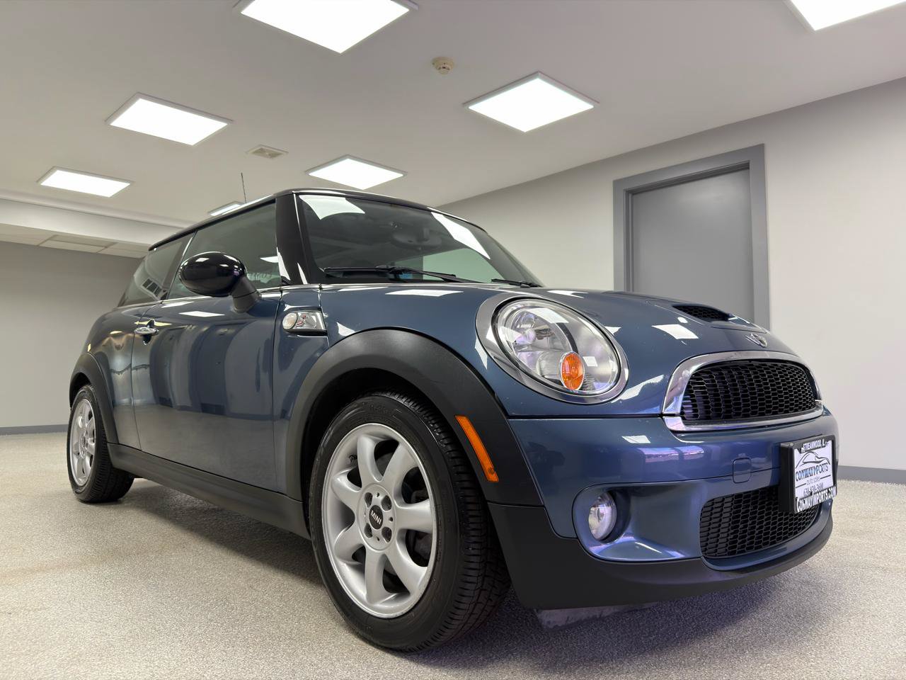 Used 2010 MINI Cooper S FWD image 4