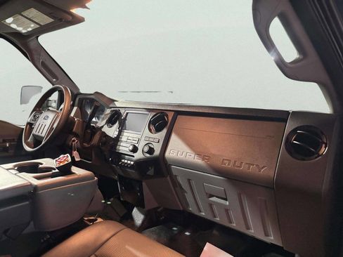 Used 2012 Ford F250 XL w/ PWR Equipment Group image 13