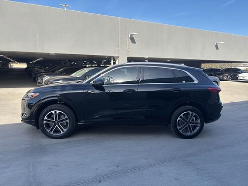 New 2025 Audi Q5 Premium image 9