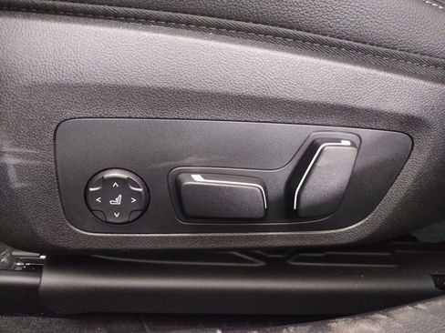 New 2026 BMW 330i Sedan w/ Convenience Package image 13