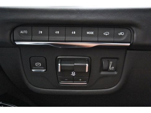 New 2026 Cadillac Escalade Platinum Sport w/ LPO, ONYX Package AWD/4WD image 15