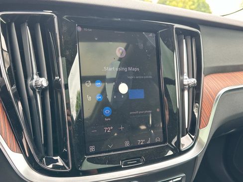 New 2026 Volvo V60 B5 Cross Country Plus w/ Climate Package image 25