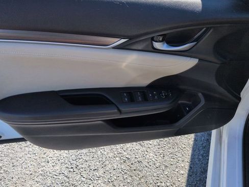Used 2020 Honda Civic EX-L image 12