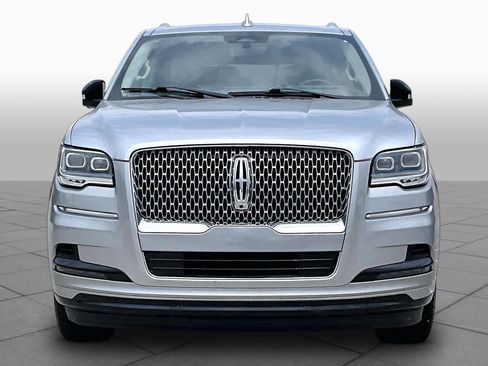 Used 2023 Lincoln Navigator Reserve RWD image 4
