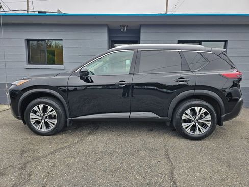Used 2021 Nissan Rogue SV AWD/4WD image 2