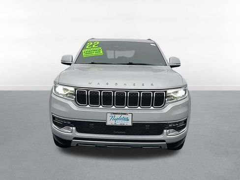 Used 2022 Jeep Wagoneer Series III w/ Premium Group I image 2