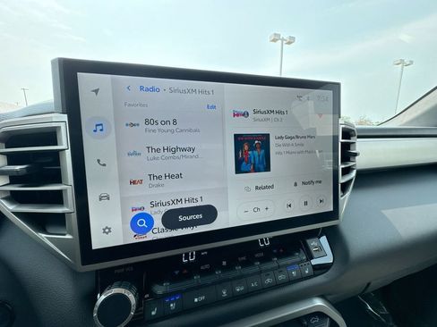 Used 2025 Toyota Tundra Limited image 13