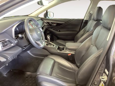 Used 2020 Subaru Outback Limited w/ Popular Package #2 AWD/4WD image 9