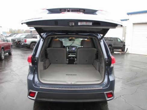 Used 2019 Toyota Highlander Limited image 5