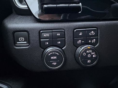 Used 2024 Chevrolet Silverado 3500 LTZ w/ LTZ Plus Package image 37