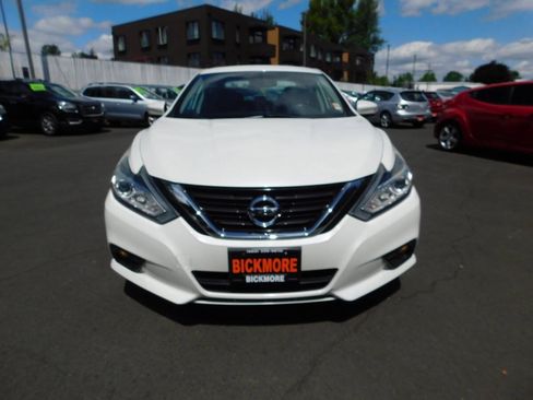 Used 2017 Nissan Altima 2.5 SV w/ Convenience Package FWD image 20