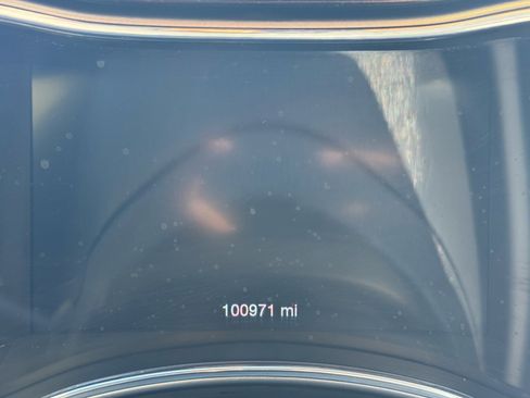 Used 2019 Jeep Grand Cherokee Altitude AWD/4WD image 12