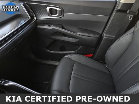 Certified 2025 Kia Sorento EX image 24