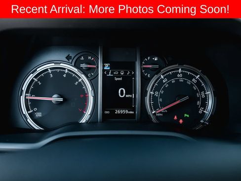 Certified 2022 Toyota 4Runner Limited AWD/4WD image 15