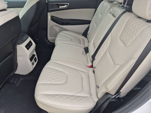 Used 2023 Ford Edge Titanium AWD/4WD image 25