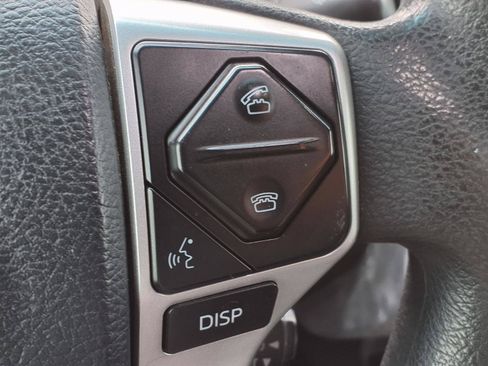 Used 2017 Toyota Tundra SR5 w/ SR5 Upgrade Package RWD image 13