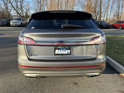 Used 2023 Lincoln Nautilus Reserve w/ Luxury Package image 7