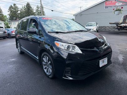 Used 2020 Toyota Sienna LE