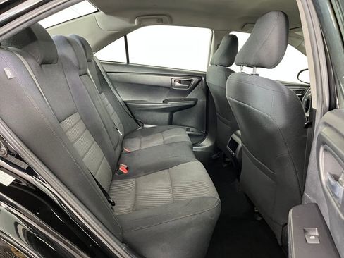 Used 2015 Toyota Camry XLE image 14