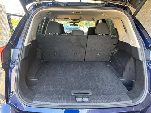 Used 2025 Nissan Rogue SV FWD image 33