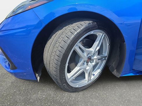 Used 2020 Chevrolet Corvette Stingray Coupe w/ 1LT RWD image 28