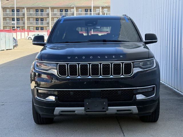 Used 2024 Jeep Wagoneer L Series II RWD image 7