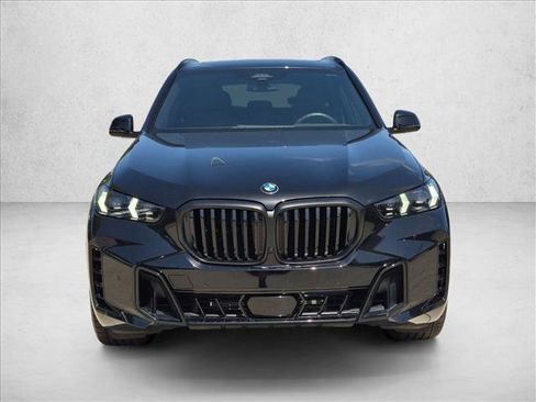 Used 2026 BMW X5 sDrive40i w/ M Sport Package RWD image 2