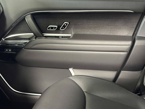 New 2026 Land Rover Range Rover SE AWD/4WD image 23