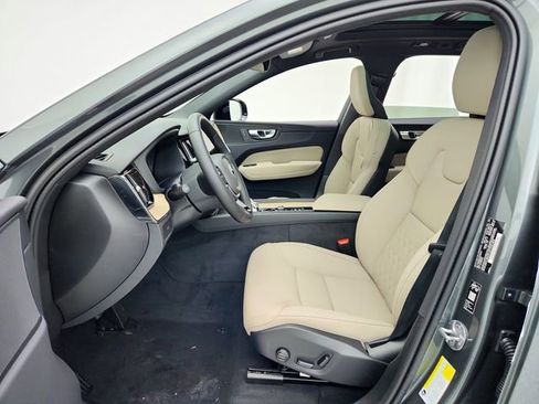 New 2026 Volvo XC60 B5 Core w/ Climate Package image 15