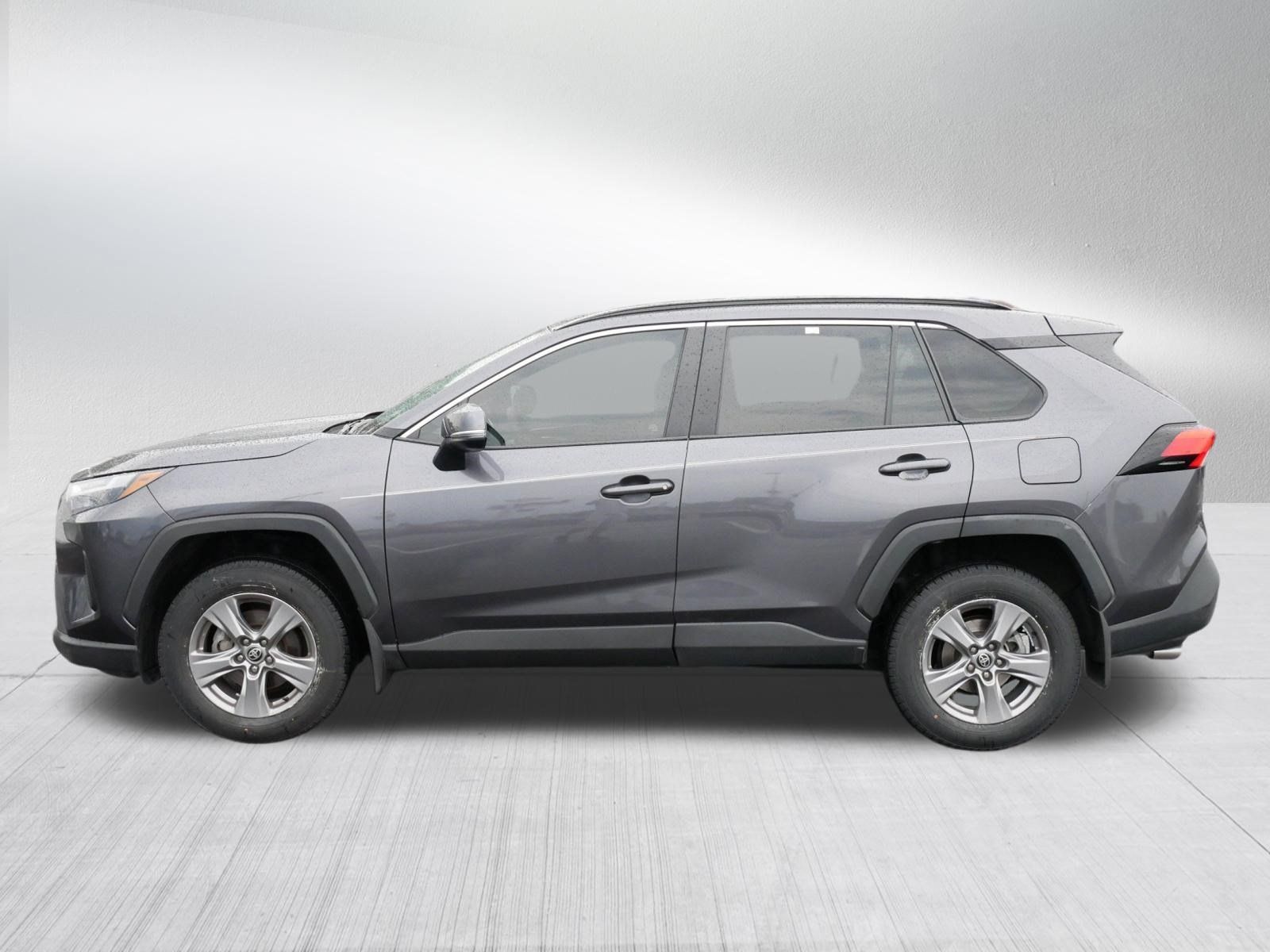 Certified 2024 Toyota RAV4 XLE w/ Convenience Package FWD image 4