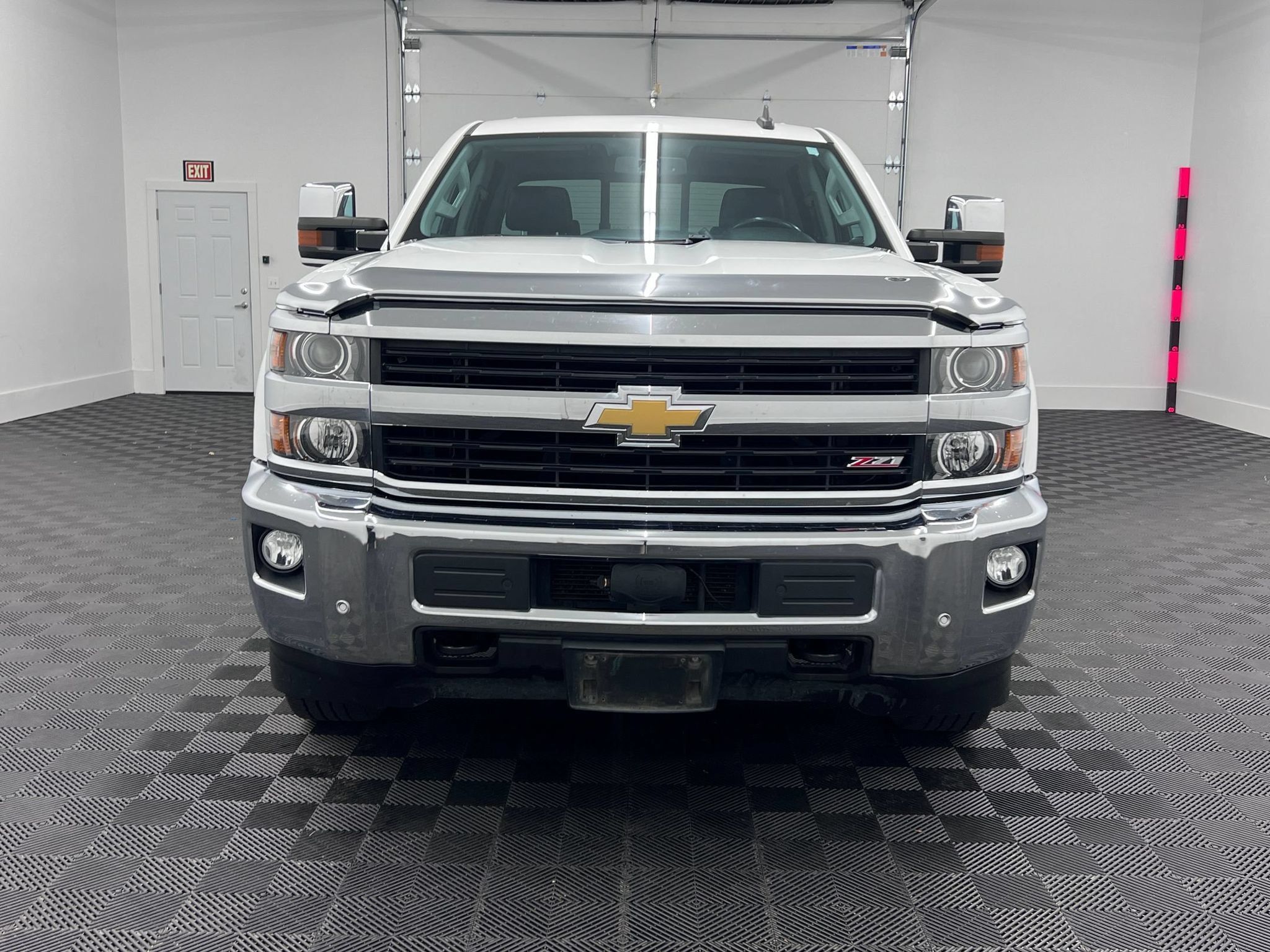 Used 2015 Chevrolet Silverado 3500 LTZ w/ Duramax Plus Package AWD/4WD image 5