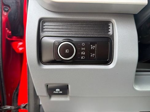 Used 2024 Ford F550 4x4 Regular Cab Super Duty image 29