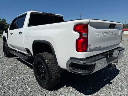 Used 2021 Chevrolet Silverado 2500 LTZ w/ LTZ Premium Package AWD/4WD image 5