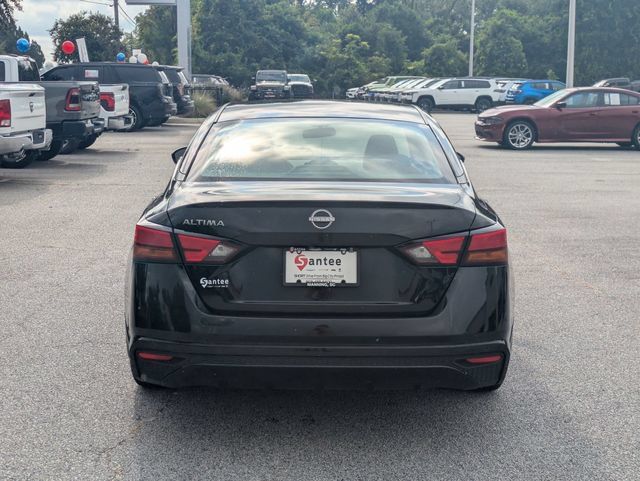 Used 2024 Nissan Altima 2.5 S FWD image 4