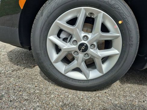 New 2025 Kia Soul S image 11